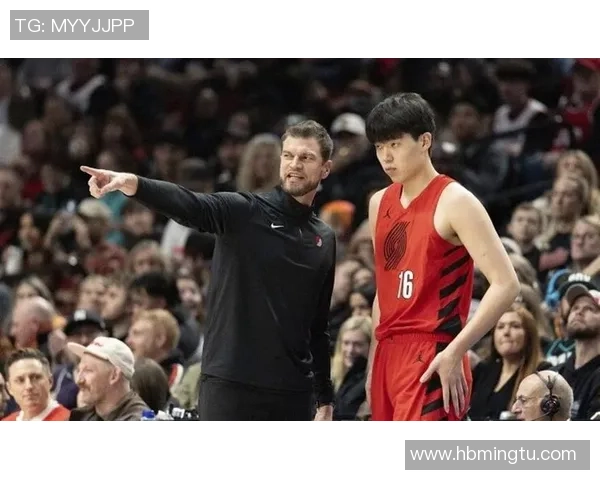 杨瀚森攻守超卓，斯普利特真不喜爱! 开拓者苦战劲旅，奇兵20分!